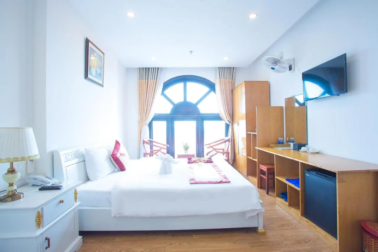 Green Sea Hotel ダナン市